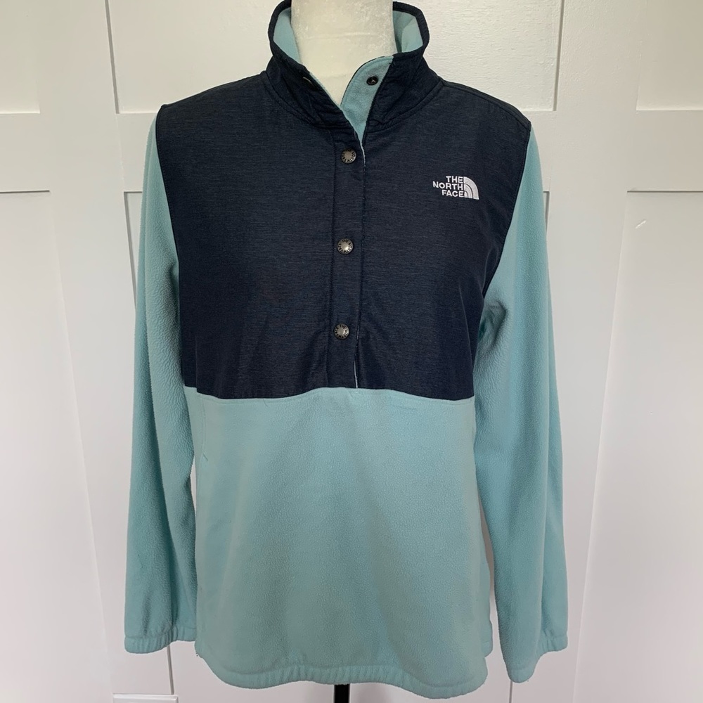 The North Face Women's Sweater - Navy and Light Blue